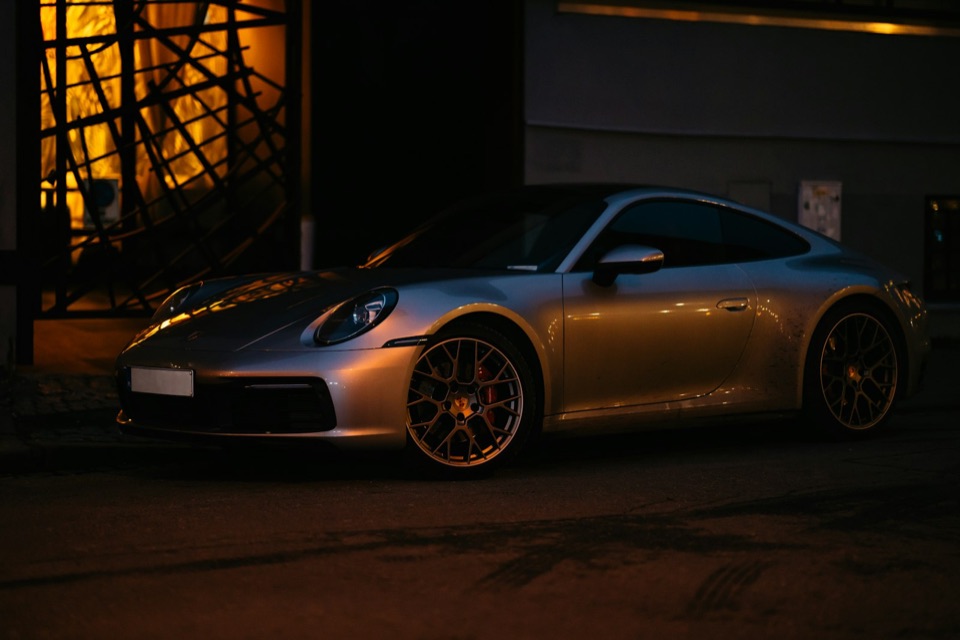Porsche 911 Carrera