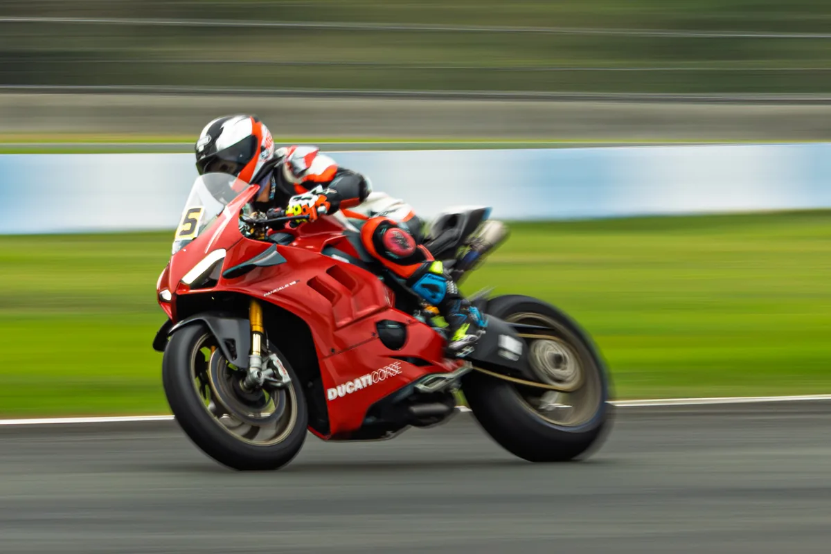 ภาพประกอบ Ducati Panigale V4